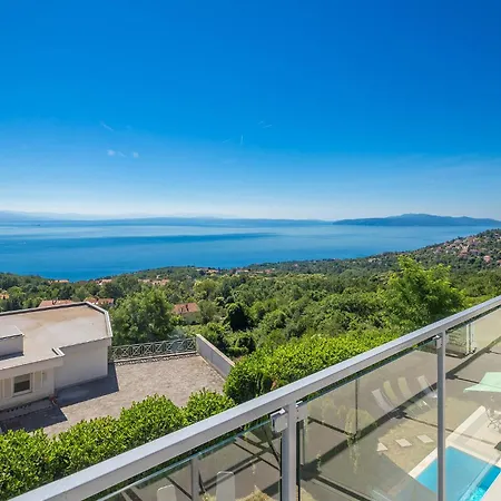 5 Bedroom Lovely Home In Poljane Feriehus *