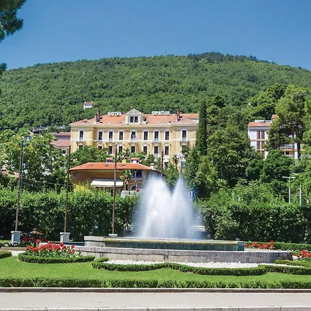 Feriehus 5 Bedroom Lovely Home In Poljane Poljane