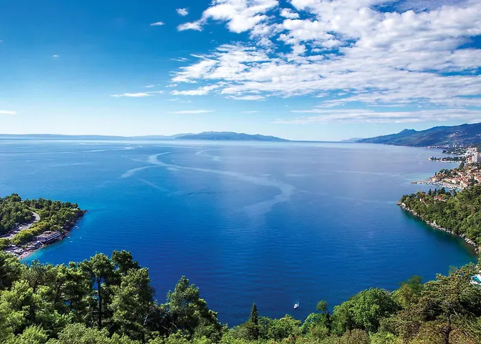 Prázdninový dům 5 Bedroom Lovely Home In Poljane Poljane