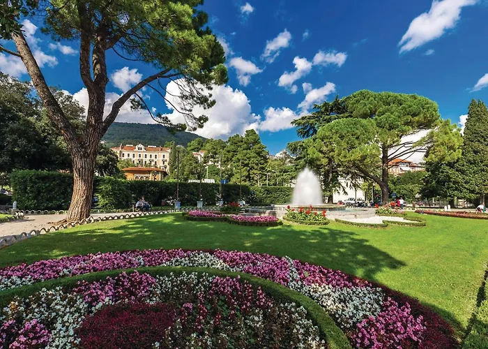 5 Bedroom Lovely Home In Poljane * Poljane